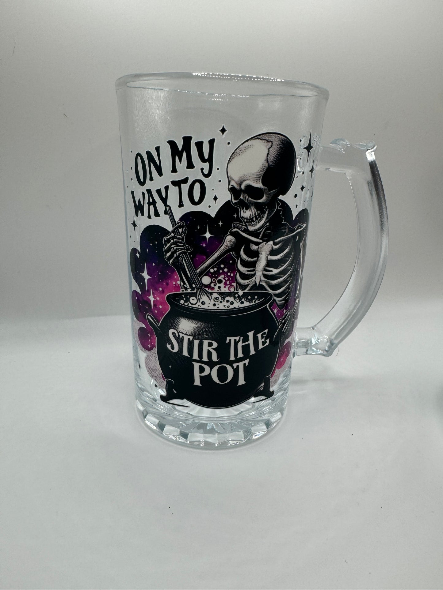 On My Way To Stir The Pot Glass Beer Mug with Handle